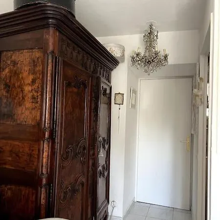 Apparemment Proche Tram Apartment *