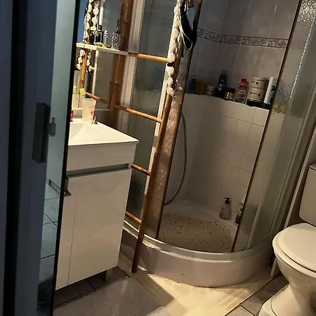 Apparemment Proche Tram *