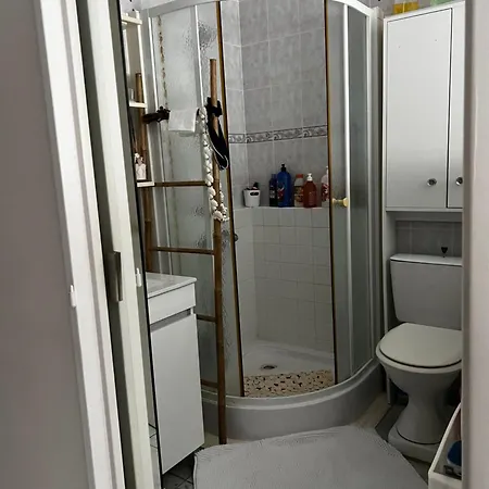 Apparemment Proche Tram *